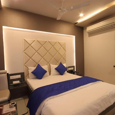 Hotel Flair Inn Ahmedabad Extérieur photo