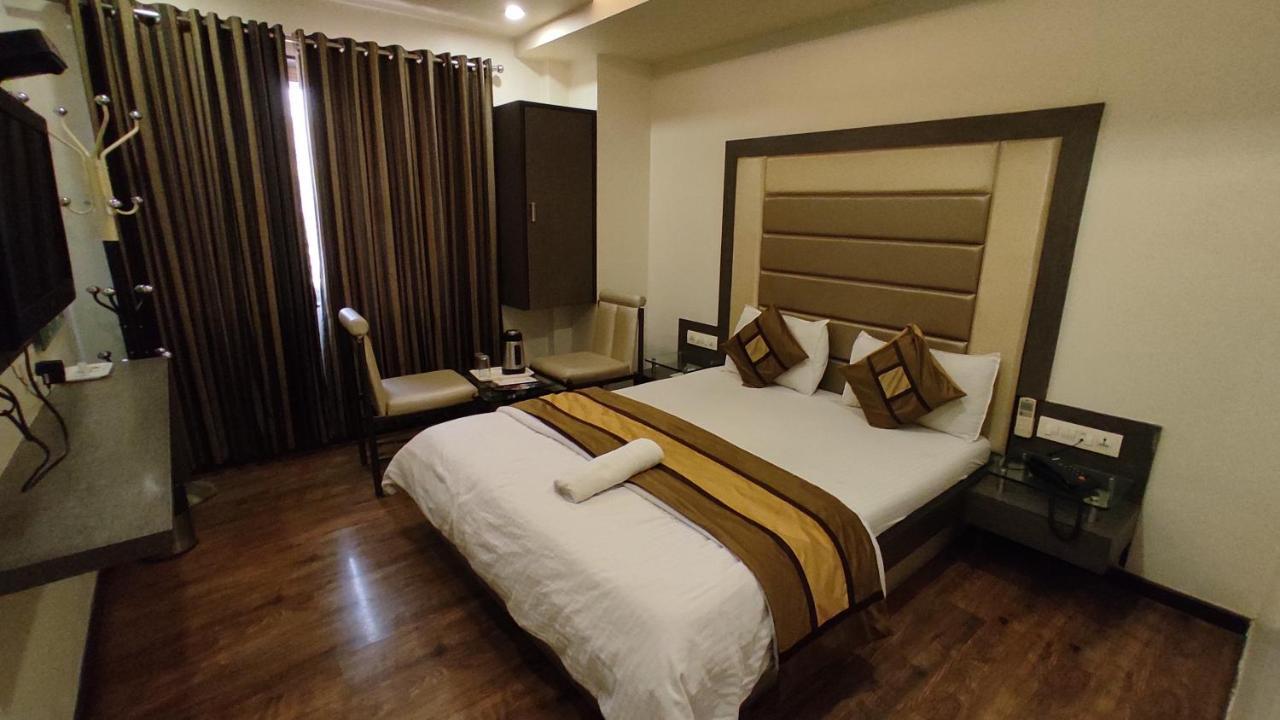 Hotel Flair Inn Ahmedabad Extérieur photo