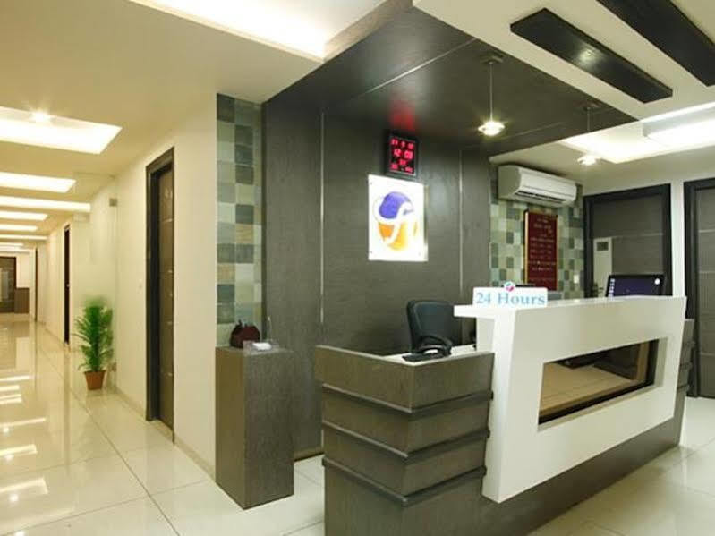Hotel Flair Inn Ahmedabad Extérieur photo