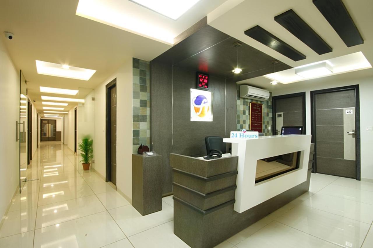 Hotel Flair Inn Ahmedabad Extérieur photo