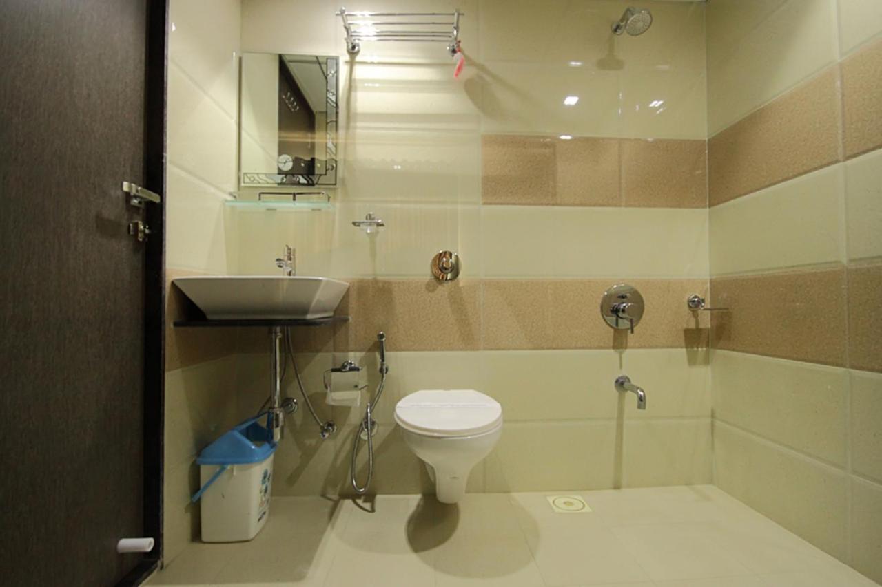 Hotel Flair Inn Ahmedabad Extérieur photo